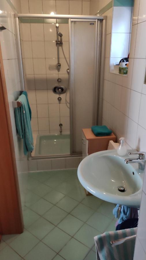 Appartement Karawankenblickstraße Klagenfurt am Woerthersee Bagian luar foto